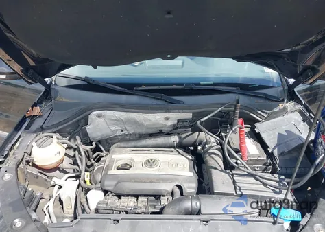 2017 Volkswagen Tiguan 2.0T Wolfsburg Edition from USA, damaged, VIN WVGSV7AX4HK012260